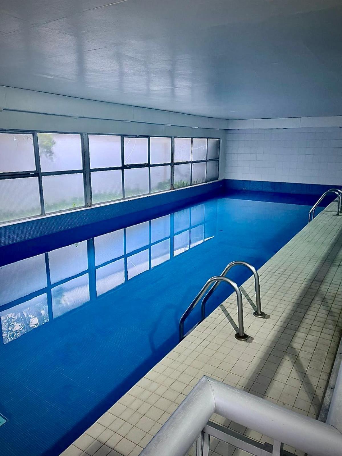 Appartement Avec Piscine Paris Exterior photo